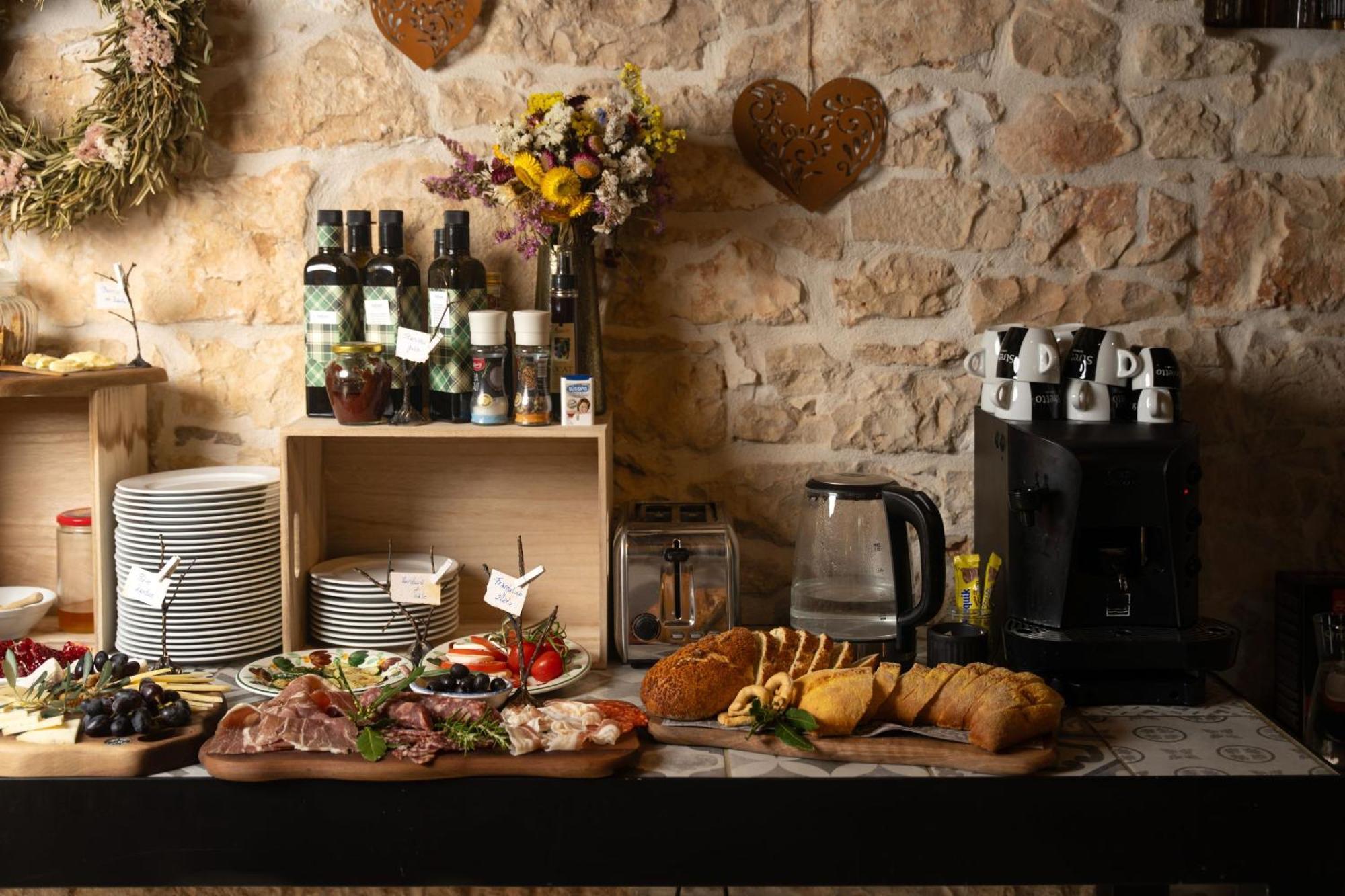 Della Croce Bed&Breakfast Svetvinčenat Zewnętrze zdjęcie
