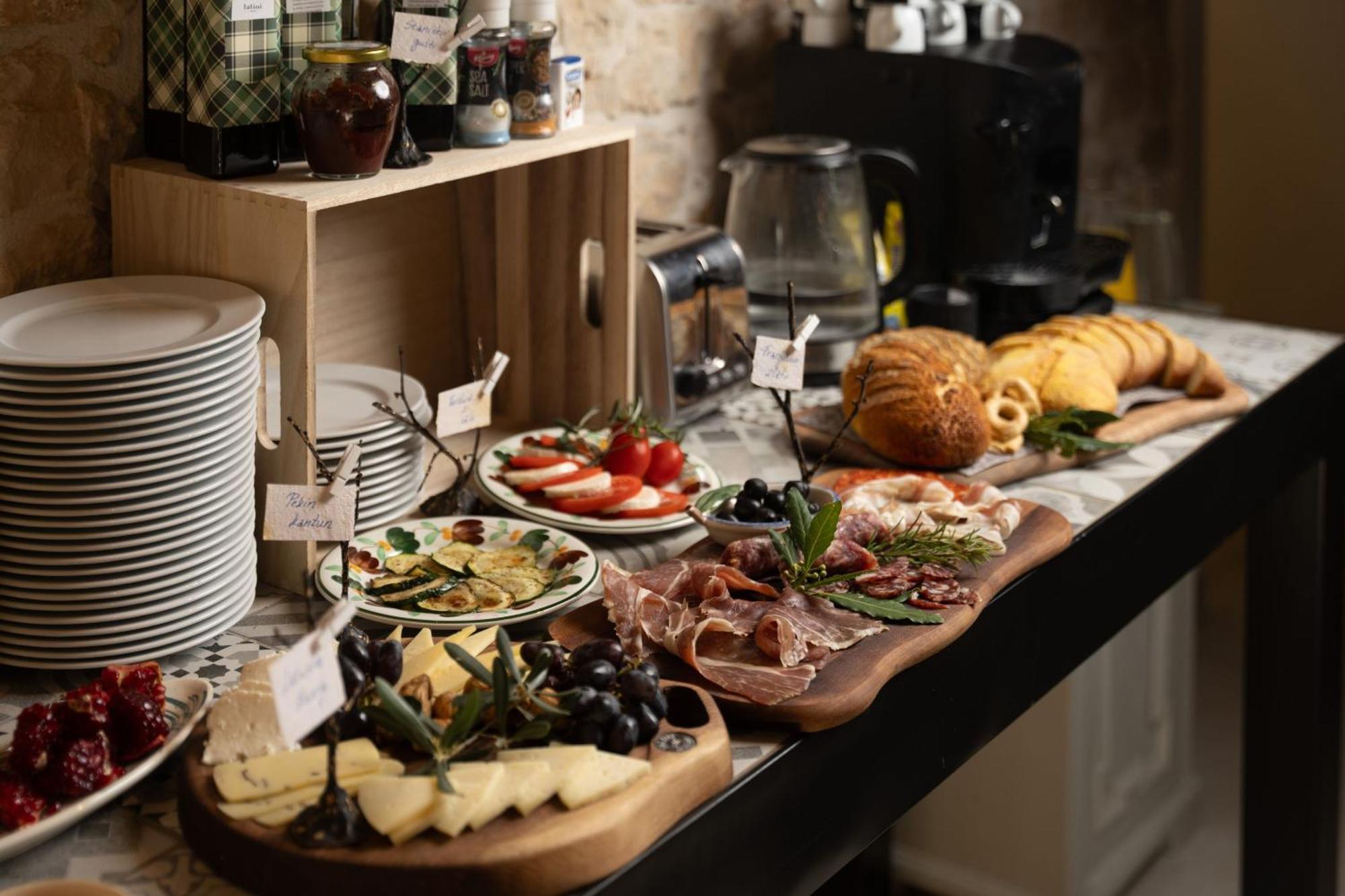 Della Croce Bed&Breakfast Svetvinčenat Zewnętrze zdjęcie